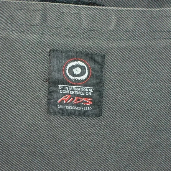 6th International Conference on AIDS 1990 Bag - Picture 2 of 5